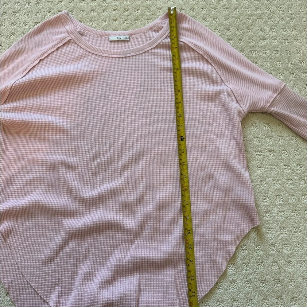 Aritzia Tna Alder Thermal Waffle knit long sleeve light pink  Size M
